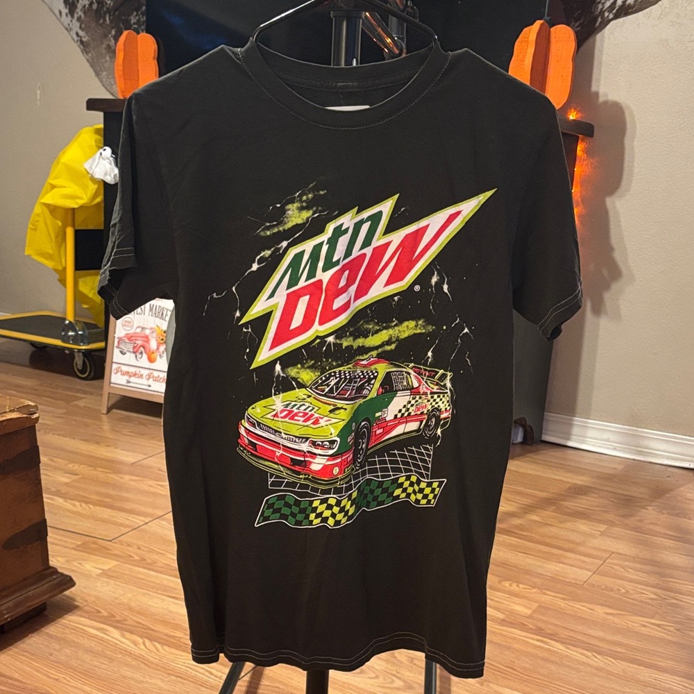 Black Mtn Dew Graphic T-Shirt